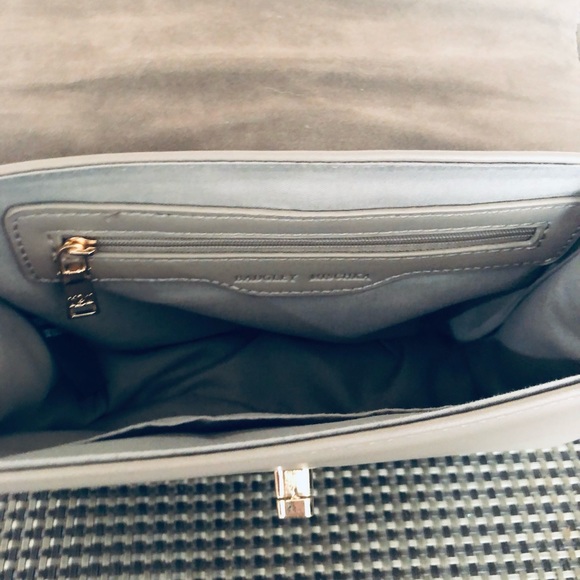 Badgley Mischka Crossbody Bag - Picture 4 of 6